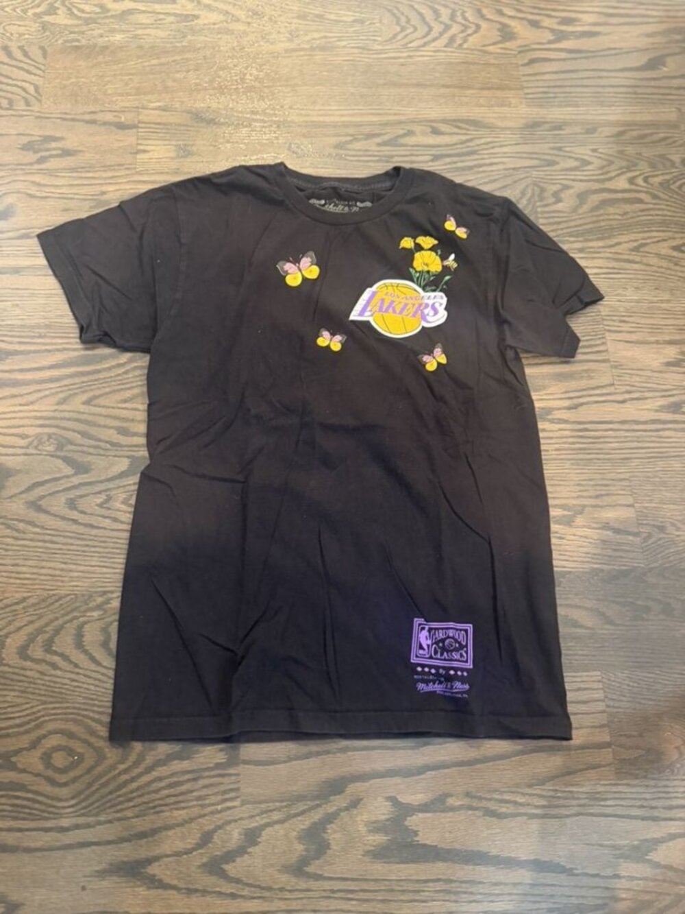 Mitchell & Ness Black Lakers Graphic T-Shirt Size S
